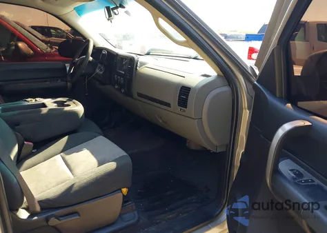 2007 Chevrolet Silverado 1500 Ls from USA, damaged, VIN 2GCEC13C971717147